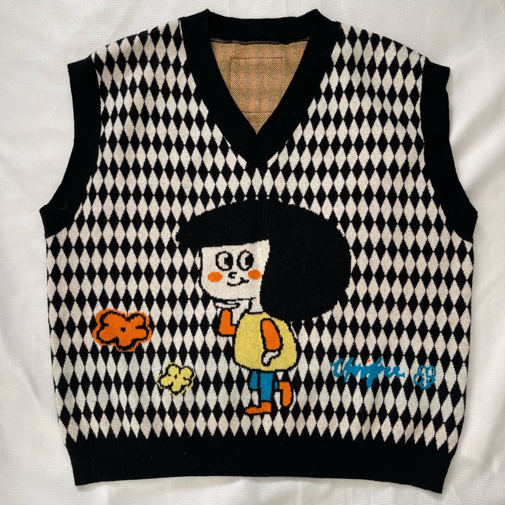 UNIF Black and White Graphic Sweater Vest
